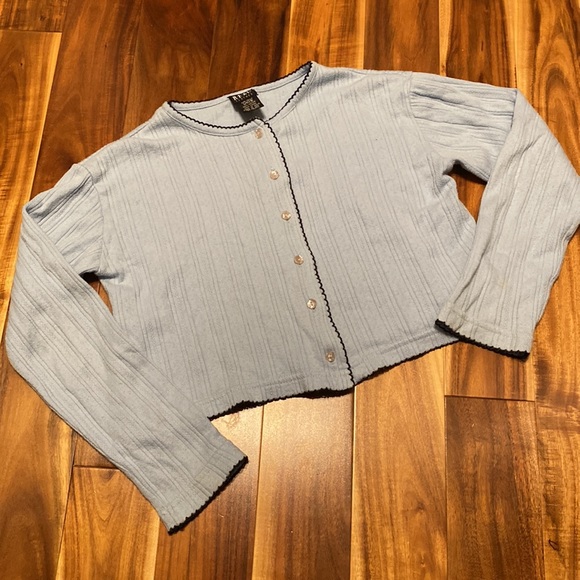 Girl’s Size 6-8 Cotton Baby Blue Cropped Cardigan & H&M Navy Henley Bundle - Picture 2 of 6